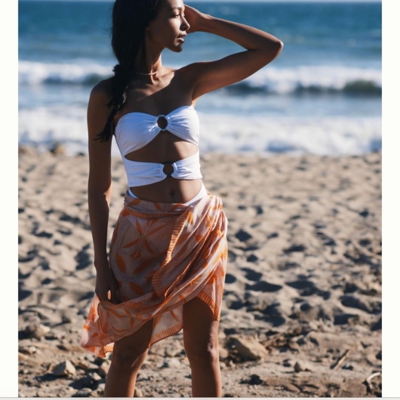 Anthropologie Printed Beach Wrap - Picture 2 of 6